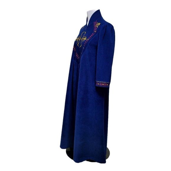 Vintage 80s Vanity Fair Womens S Blue Embroidered Fleece Winter Housecoat Robe - Picture 5 of 8